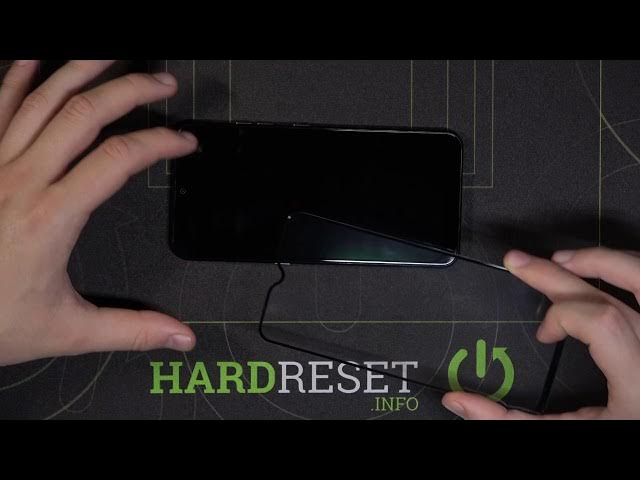 Video thumbnail for How to Apply Screen Protector Tempered Glass on LG K22 – Apply Tempered Glass