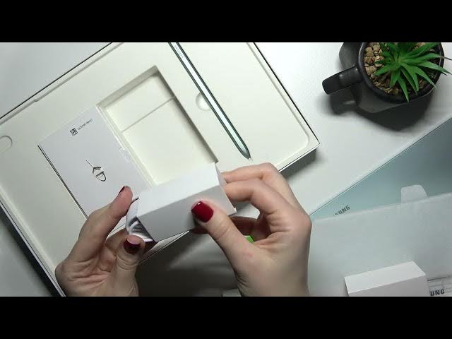 Video thumbnail for Does Samsung Galaxy TAB S7 FE Comes with 3.5mm Headphones Adapter?