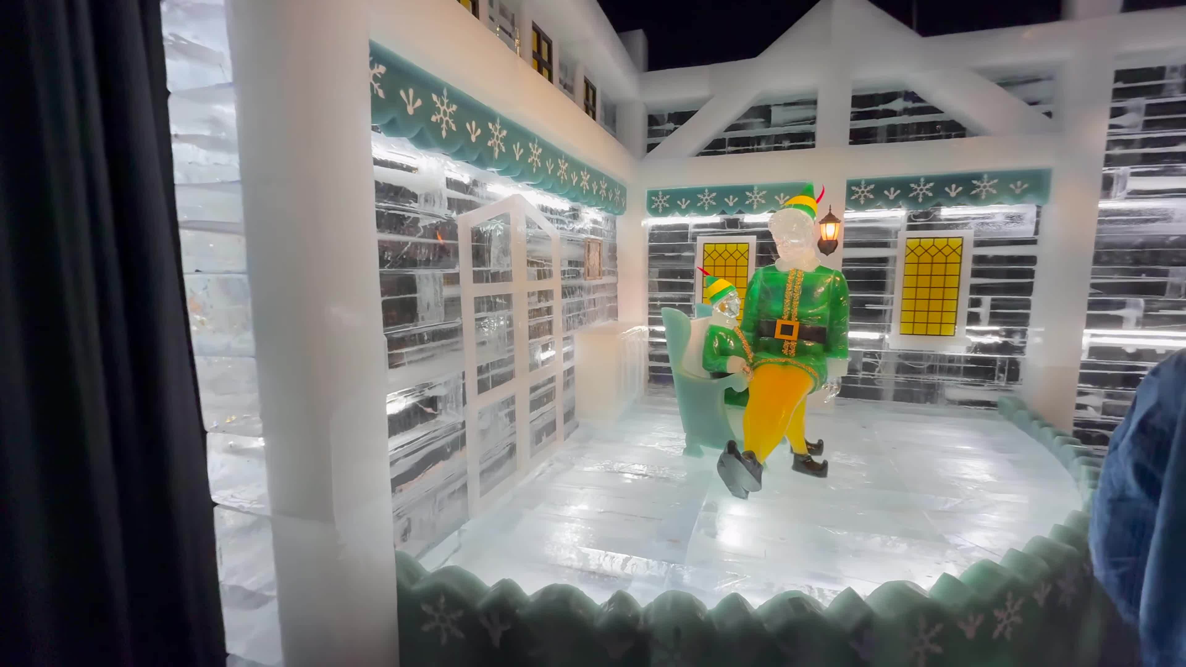 'Video thumbnail for Elf Movie in Ice! at Gaylord Palms Resort'