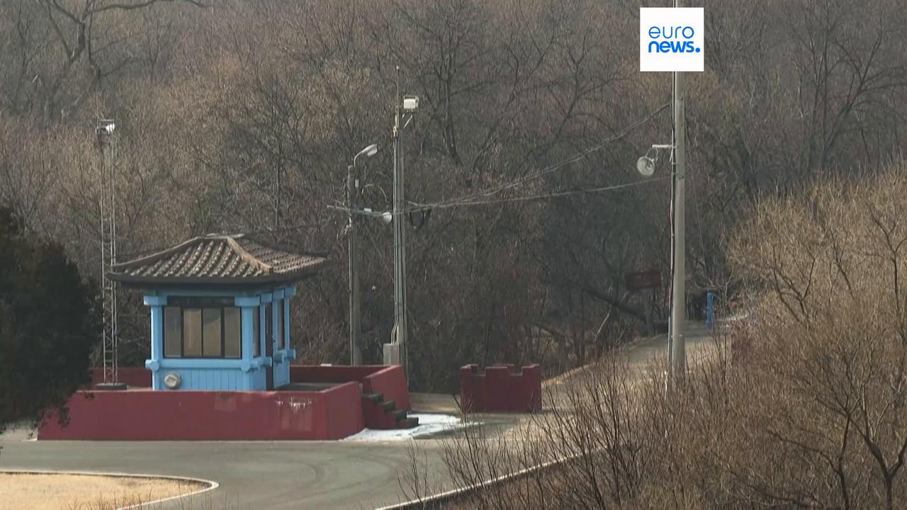 Video thumbnail for North Korean soldier suspected of defecting crosses demilitarised zone into South Korea