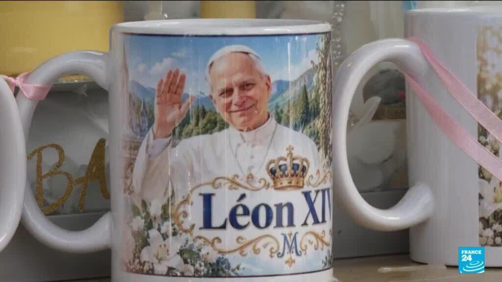 Video thumbnail for French hotels, souvenir shops benefit from pope business boost