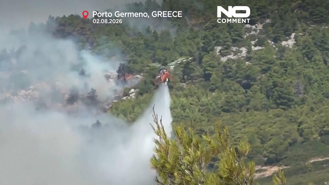 Video thumbnail for Wildfires force evacuations on Greek island of Kefalonia