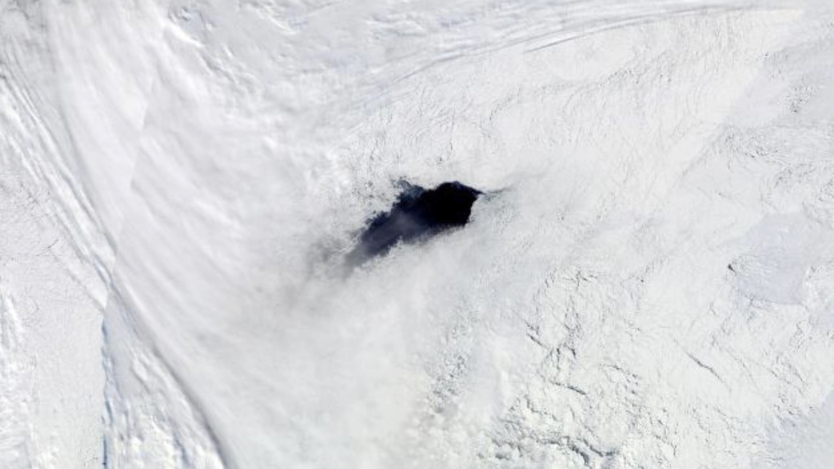 Video thumbnail for Behind the Antarctic ice hole the size of New Zealand: 2024 study reveals