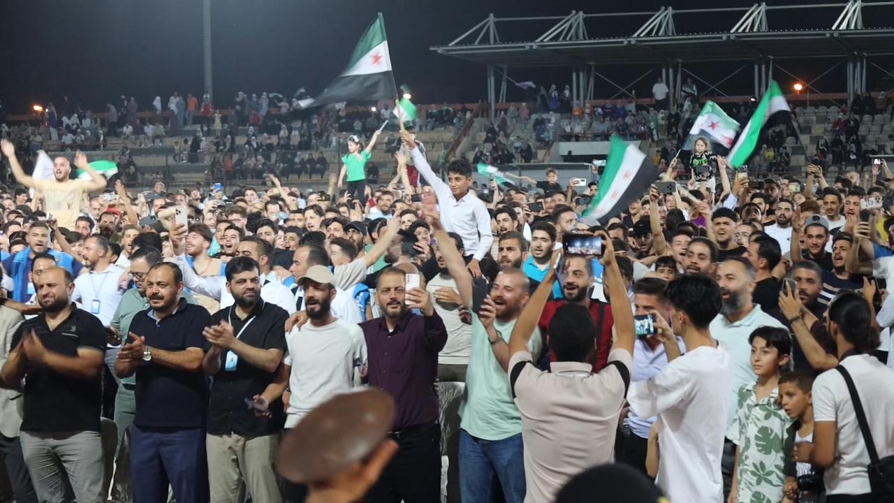 Video thumbnail for Syria: Hama Hosts Sada Al-Sahat Forum 13.