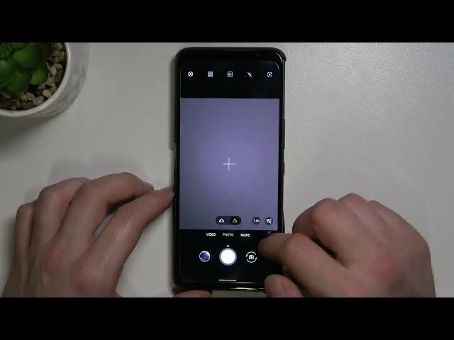 Video thumbnail for How to Edit What Camera Modes are Shown on the Main Camera Page on ASUS ROG Phone 5s