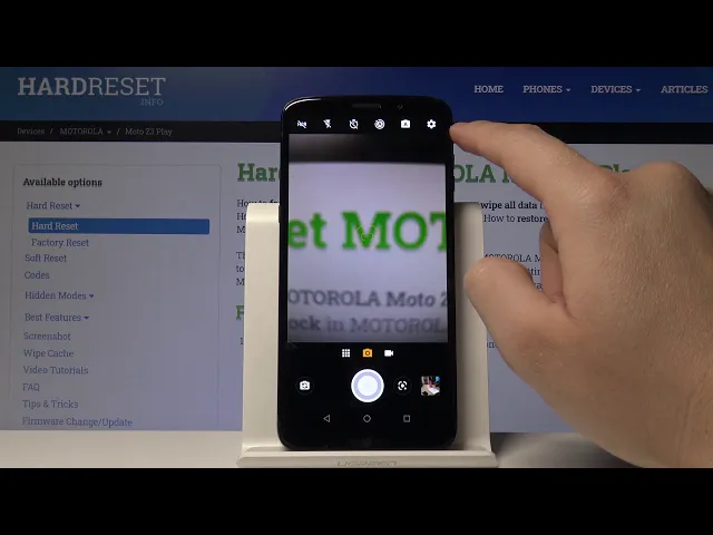 Video thumbnail for How to Enable Camera Horizontal Level on MOTOROLA Moto Z3 Play