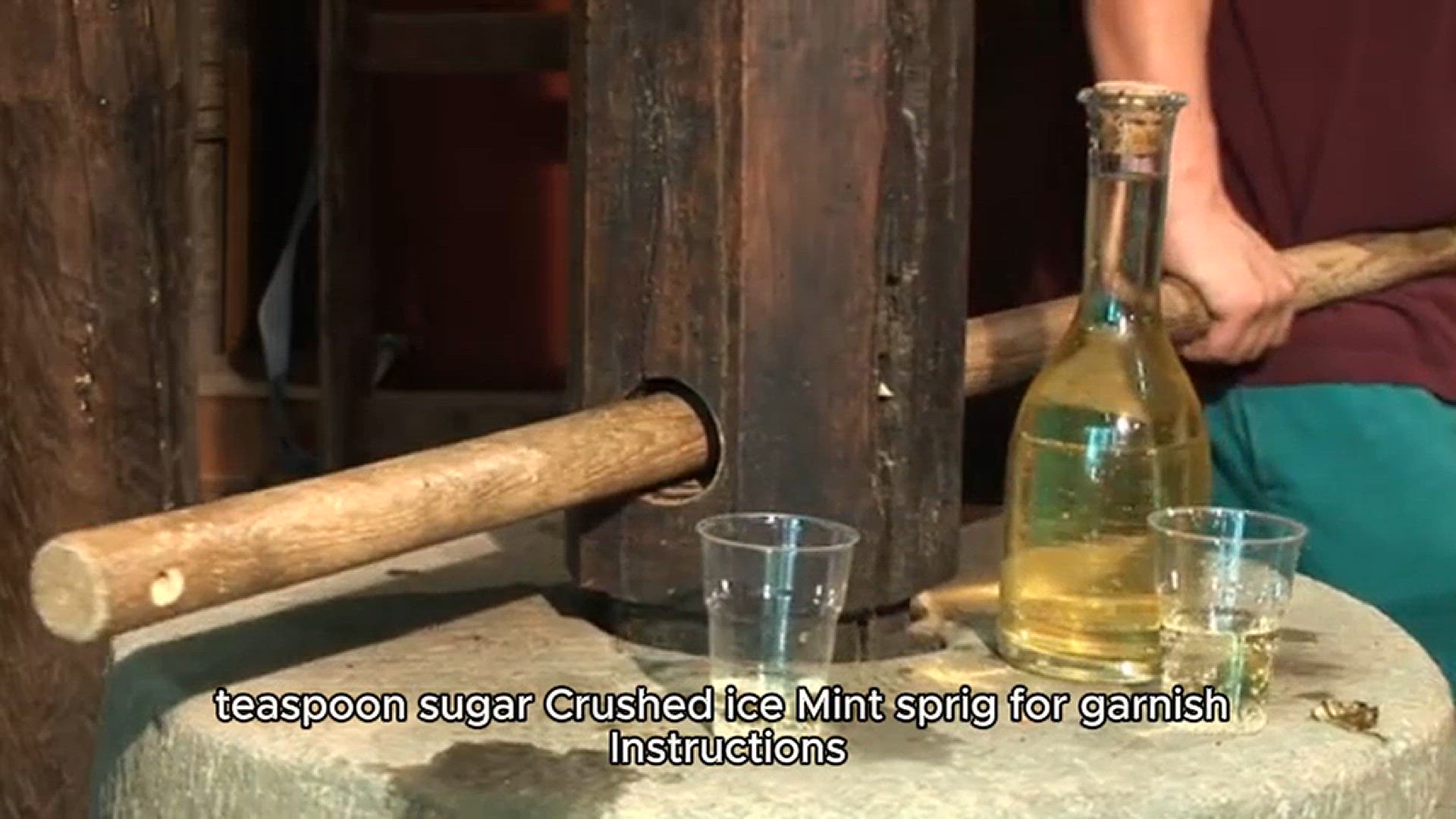 Video thumbnail for Mint Julep (Traditional Southern Cocktail)