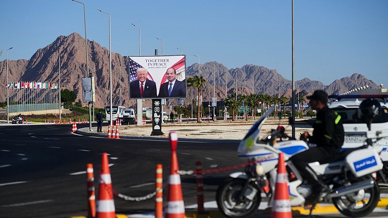 'Video thumbnail for World leaders gather in Sharm el-Sheikh for Gaza peace summit'