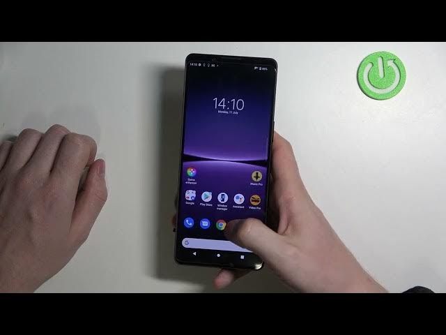 Video thumbnail for SONY Xperia 1 IV Dimensions - Phone Size