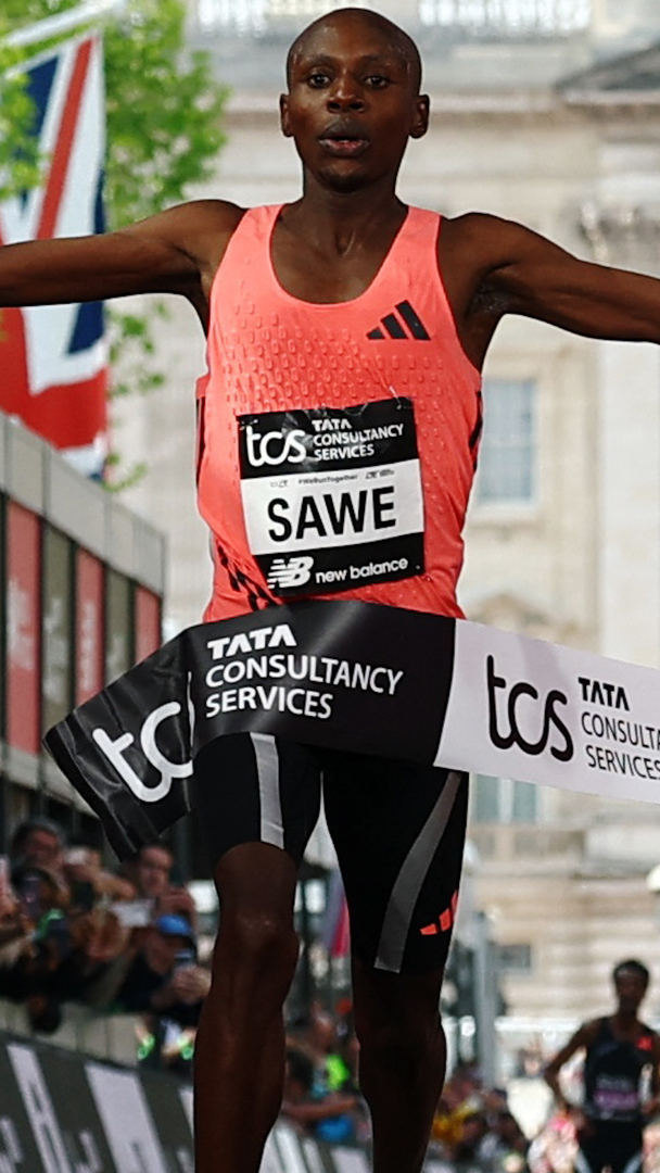 Video thumbnail for Kenya’s Sawe shatters two-hour marathon barrier