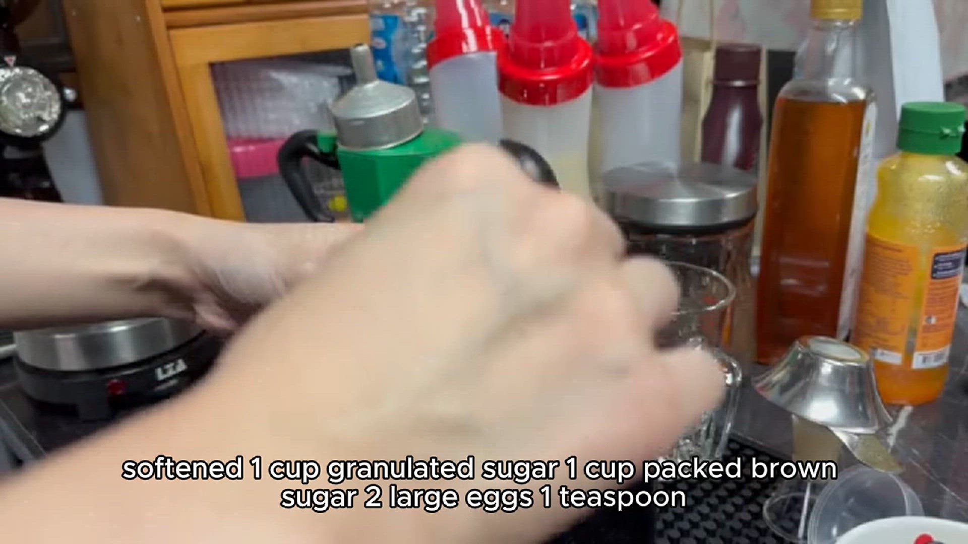 Video thumbnail for easy cookie recipe