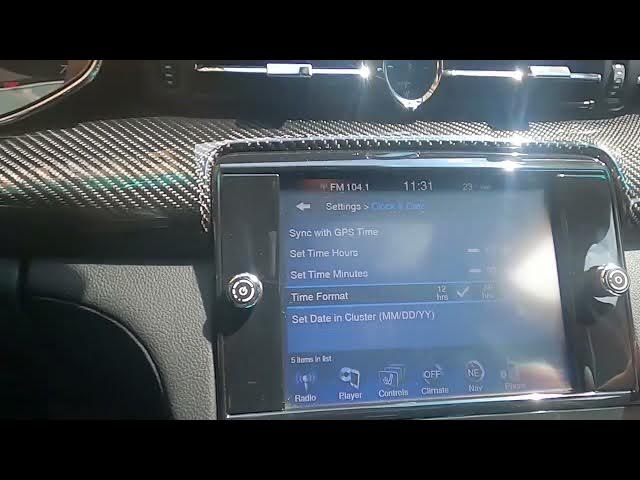 Video thumbnail for How to Change Clock Mode Between 12h and 24h in Maserati Quattroporte II ( 2013 – now )