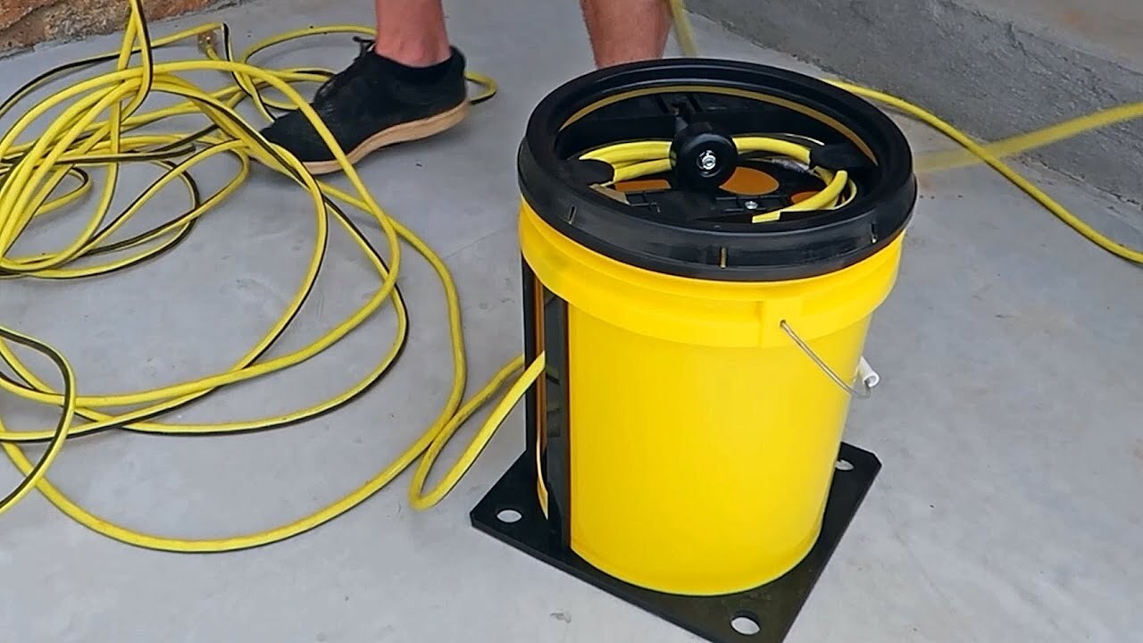 Video thumbnail for 7 Gadgets Every House Owner Should Have!