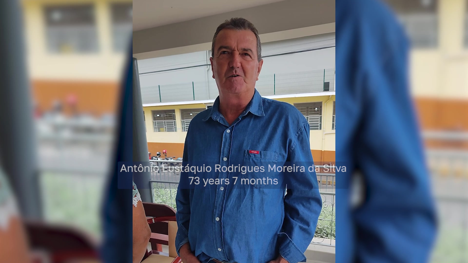 Video thumbnail for Highest combined age of 11 living siblings - 924 years 248 days achieved by the Moreira da Silva Santos siblings