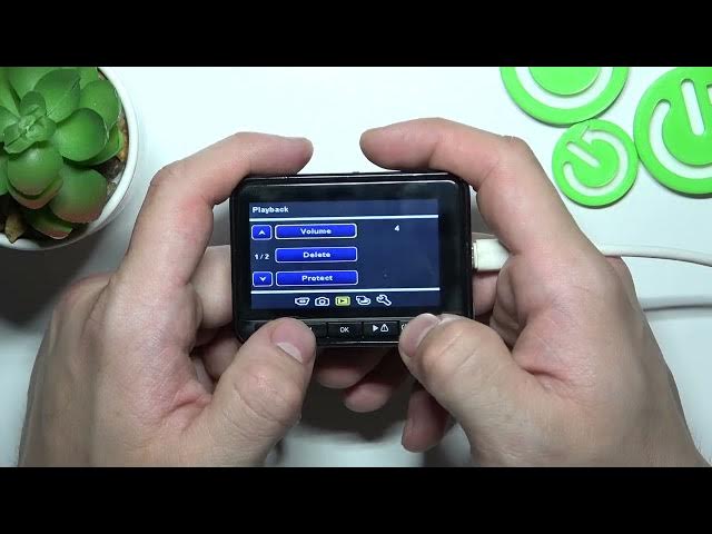 Video thumbnail for Avoid Speeding Tickets: Learn How to Enable Speed Cam Info on Your NAVITEL R700!