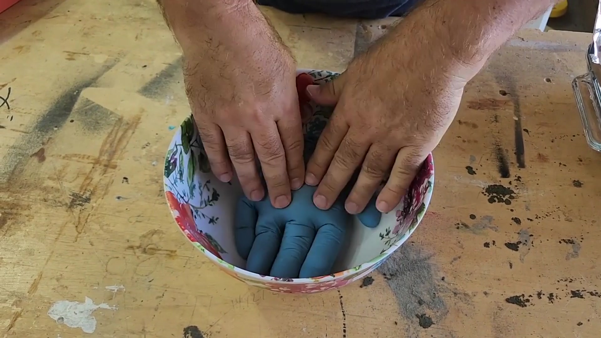 'Video thumbnail for What you can make with $10 Home Depot cement for Christmas!'