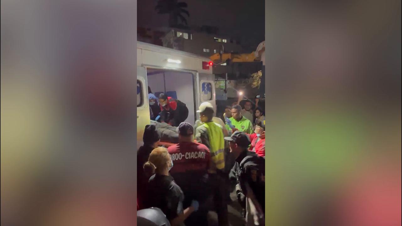 Video thumbnail for Venezuela: Rescue dog 'Tsunami' leads to successful rescue after Venezuela earthquake.