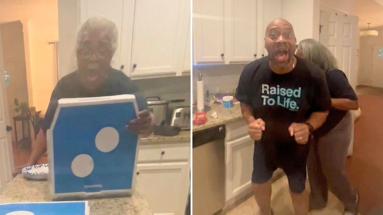 Video thumbnail for Parents Discover Son And Daughter-In-Law's Pregnancy New Inside Pizza Box