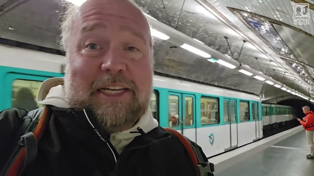Video thumbnail for Paris Metro Tips: Everything Tourists Need to Know