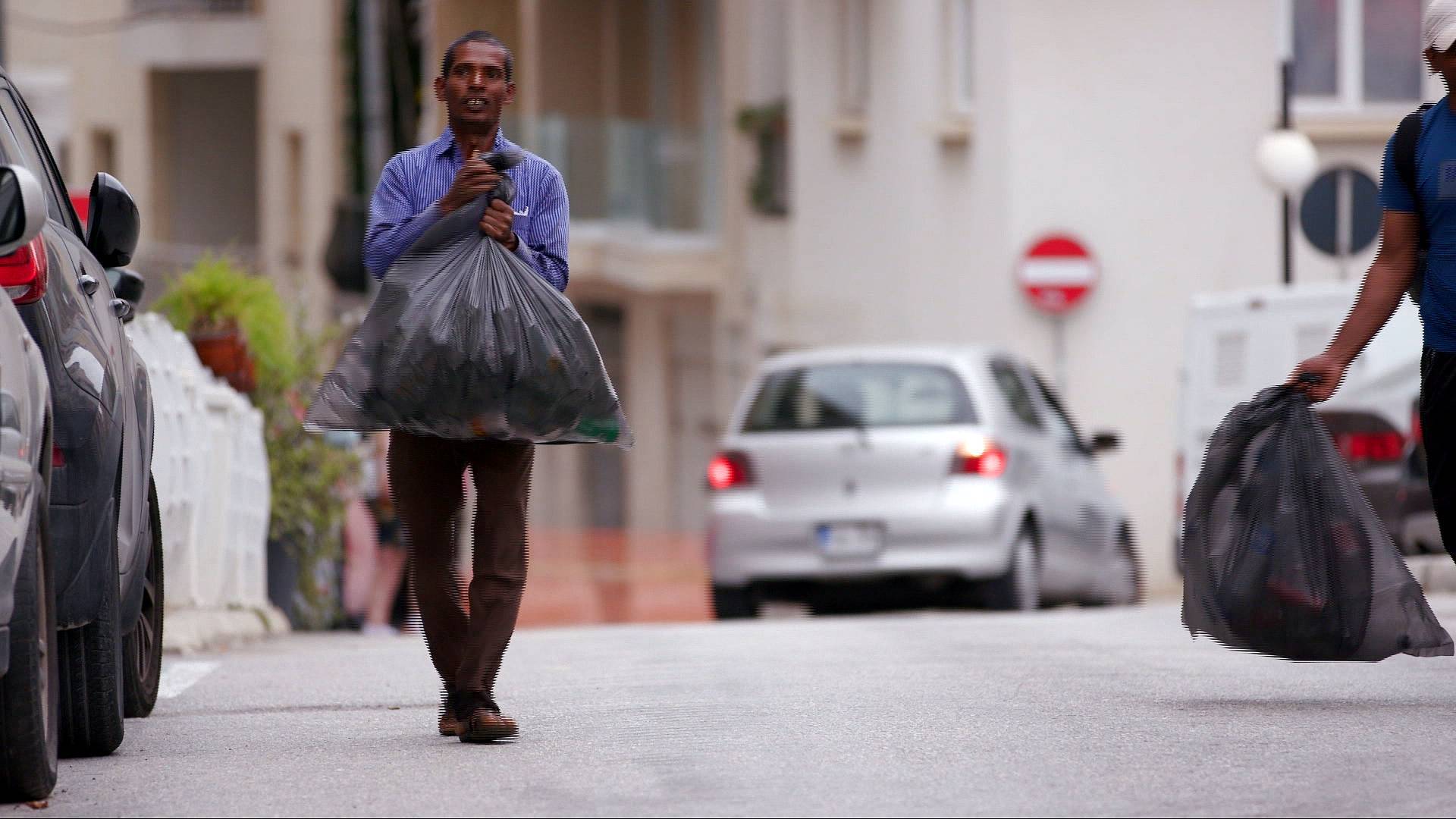Video thumbnail for Rights groups raise concerns over treatment of foreign workers in Malta