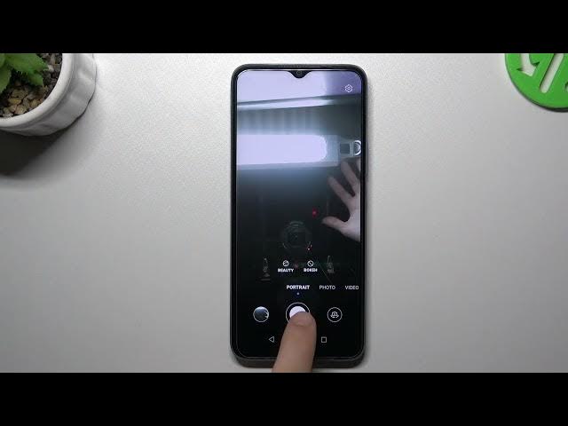 Video thumbnail for HONOR X6 - Manage Screen Mirror Effect in Camera Settings
