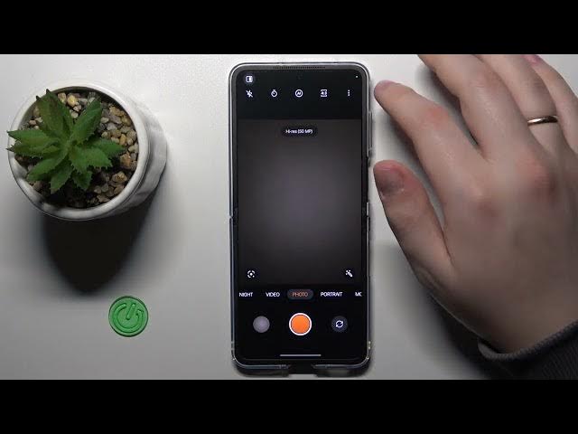 Video thumbnail for How to Activate High Resolution Camera Mode in Oppo Find N2 Flip - Use Camera Hi-Res Mode