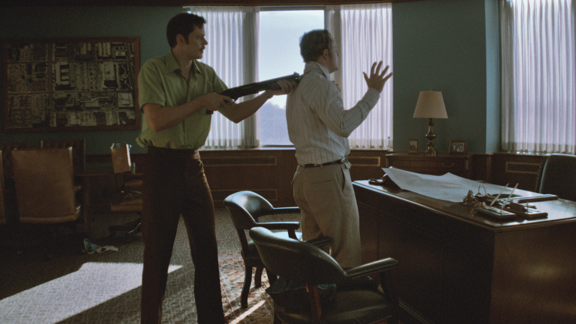 Video thumbnail for Dead Man's Wire - Exclusive Clip