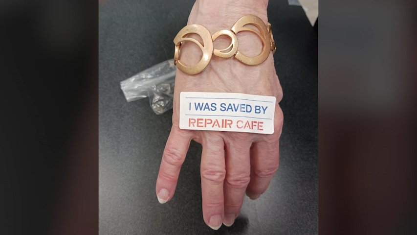 Video thumbnail for Jersey Proud: Sussex county repair cafe fixes items for free 