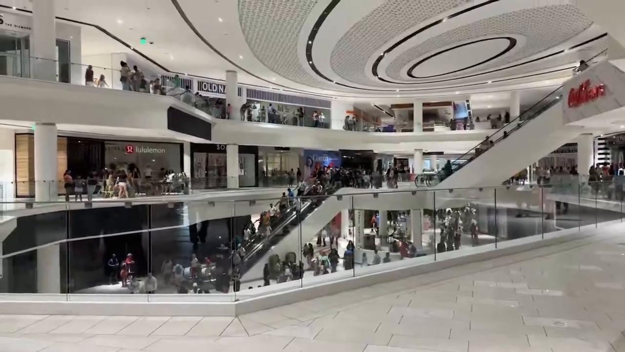 Video thumbnail for US: Partial Power Outage Disrupts Rides at New Jersey's American Dream Mall.