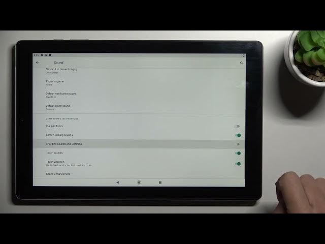 Video thumbnail for How to Manage Charging Sounds and Vibrations on CHUWI HiPad X - Sound Settings