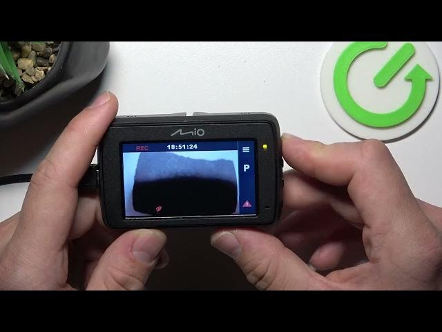 Video thumbnail for How To Adjust System Volume In MIO MiVue 732