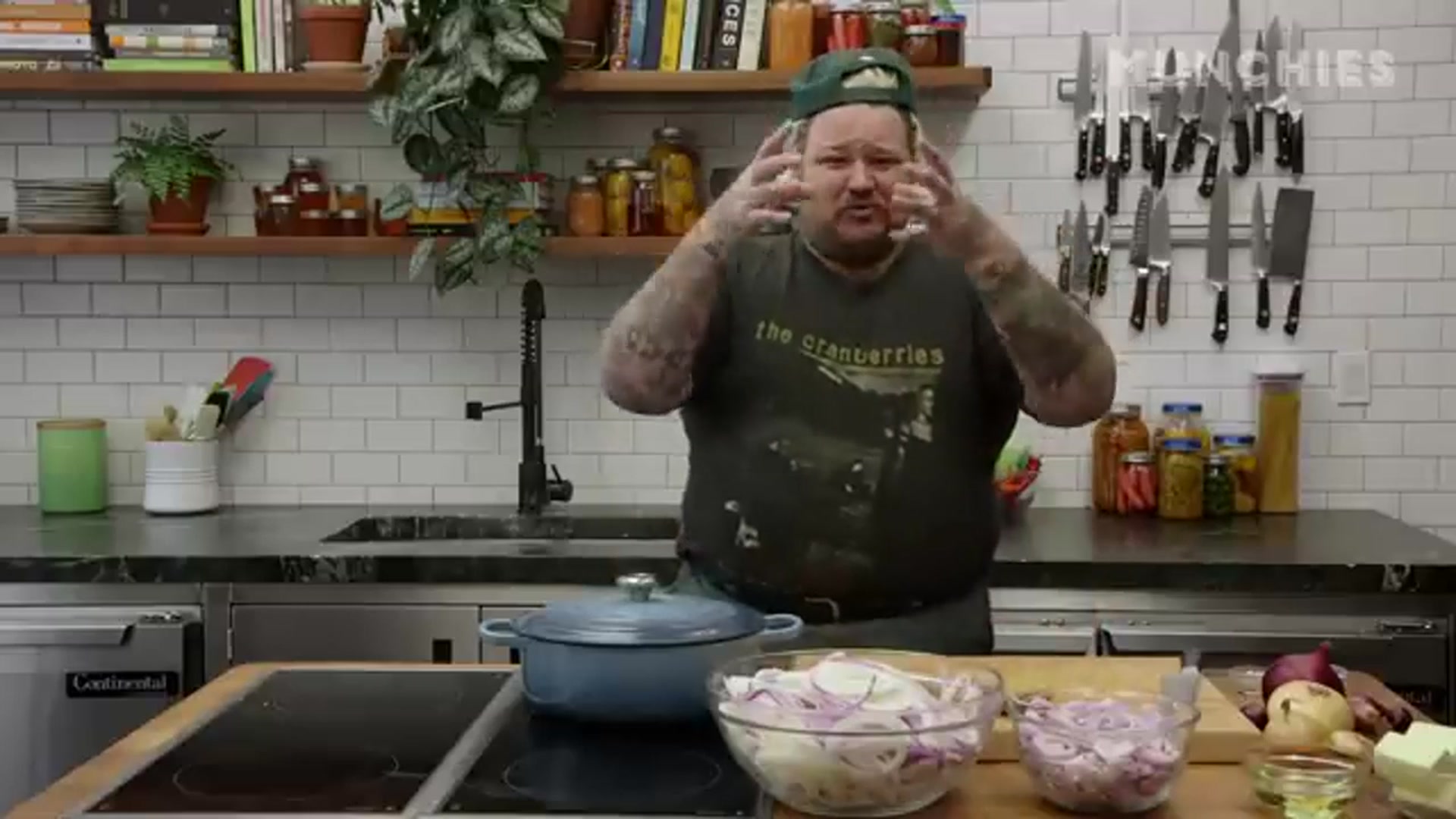 'Video thumbnail for Matty Matheson Makes French Onion Soup with Six Types of Onion'