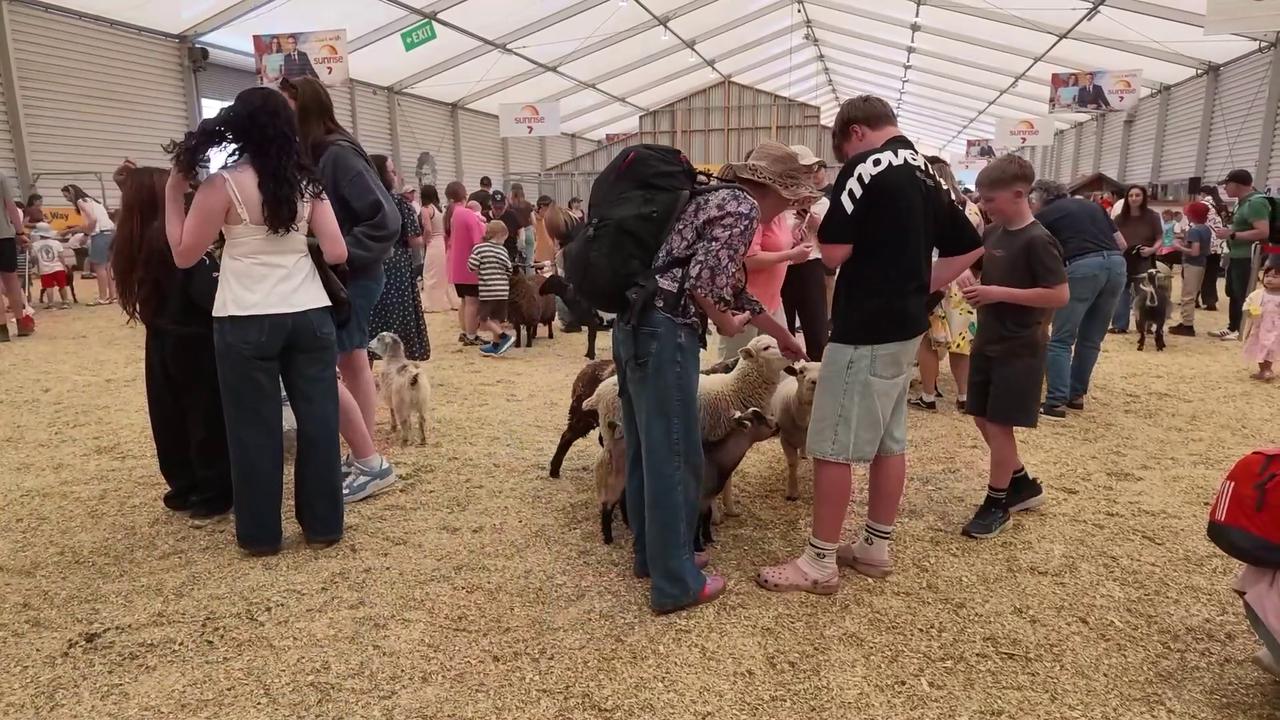 Video thumbnail for Australia: Melbourne Royal Show Highlights Agricultural Heritage.