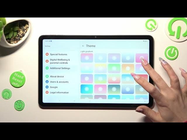 Video thumbnail for How to Change and Customize Keyboard Theme on Oppo Pad Air - Gboard