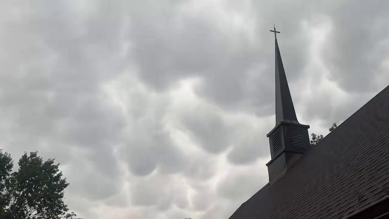 Video thumbnail for US: Mammatus Clouds Spotted Over Silver Spring, Maryland.