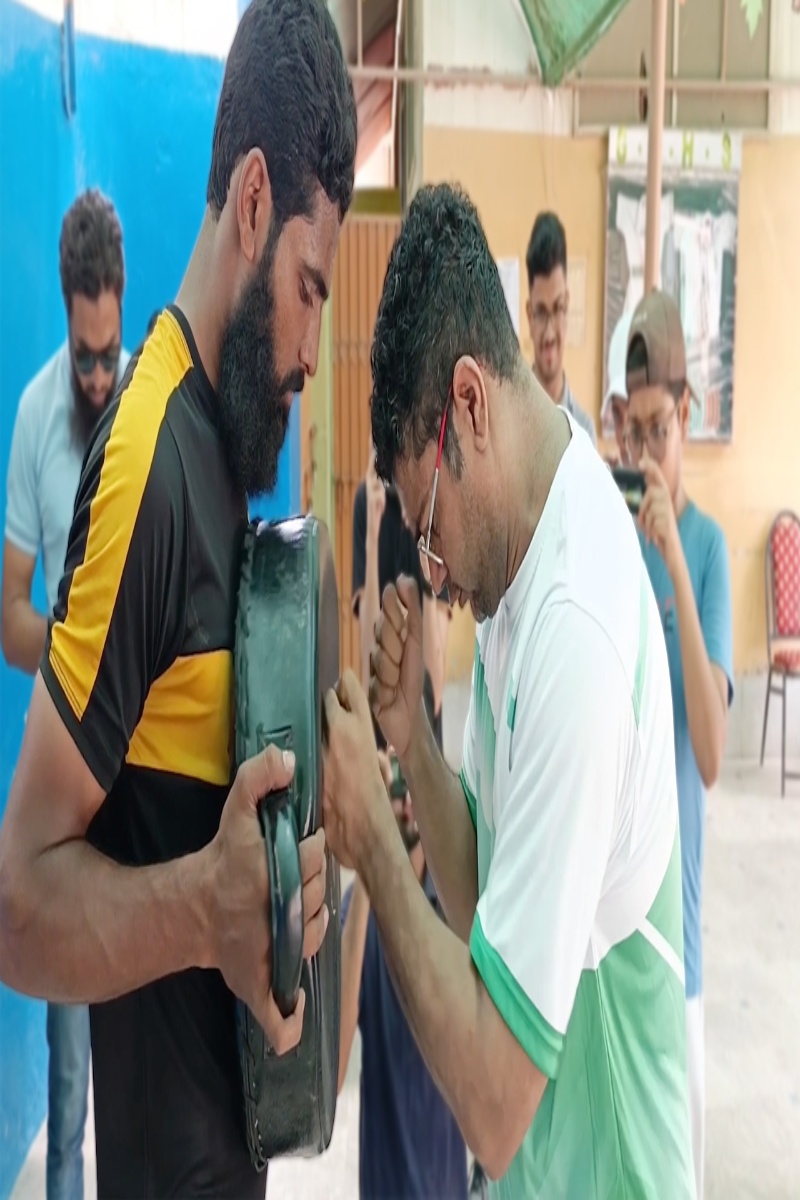 Video thumbnail for Most full contact punch strikes in three minutes - 1,925 by Muhammad Rashid