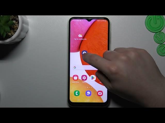 Video thumbnail for How to Customize Home Screen in Samsung Galaxy M14? Let's Rearrange & Adjust Home Screen Tips!