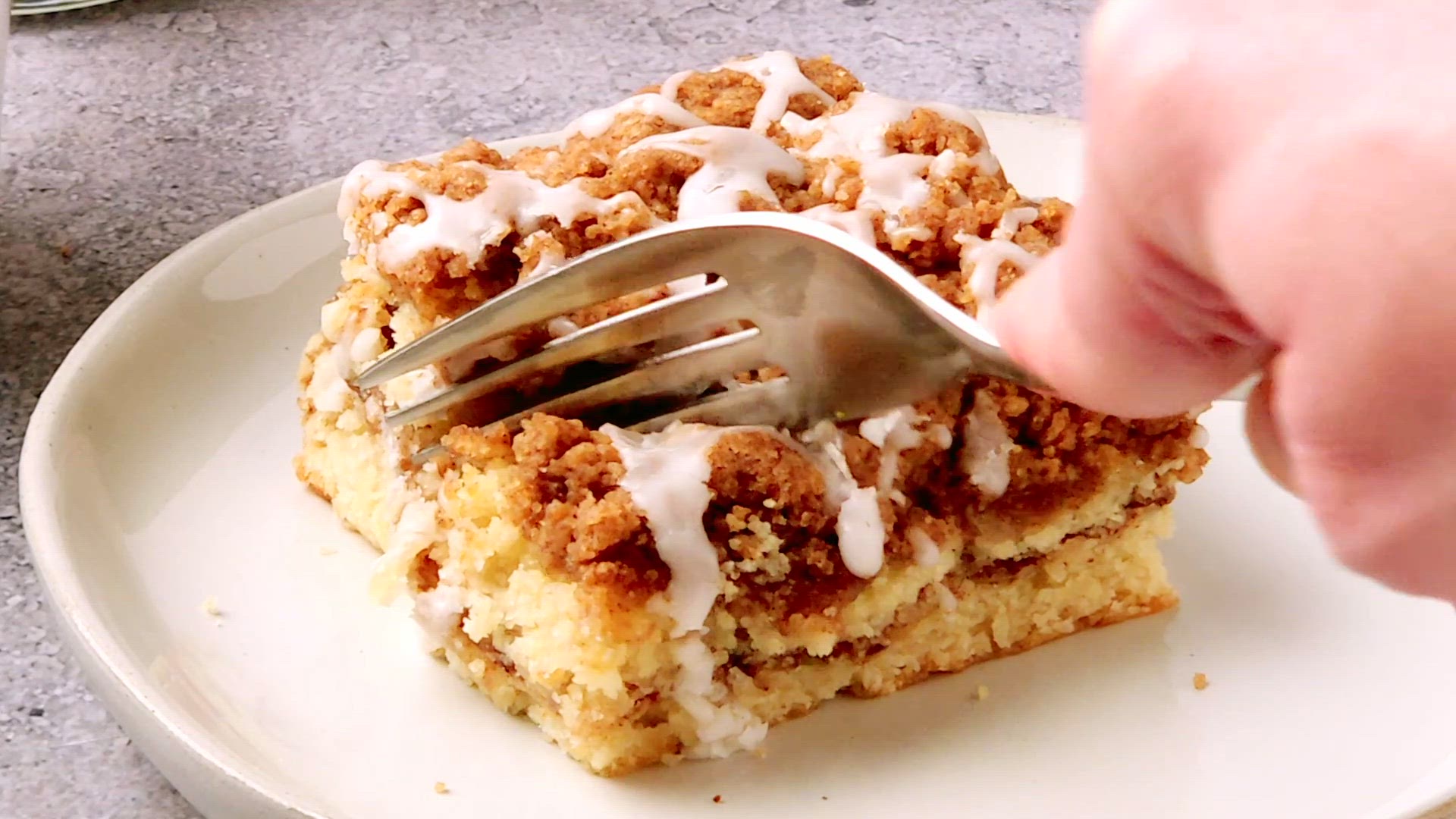 Video thumbnail for The Softest Vegan Coffee Cake with Crunchy Cinnamon Layers