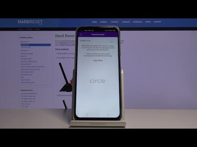 Video thumbnail for How to Turn on Adult Content Filter on NETGEAR R6400 Router - Parental Control in Nighthawk App