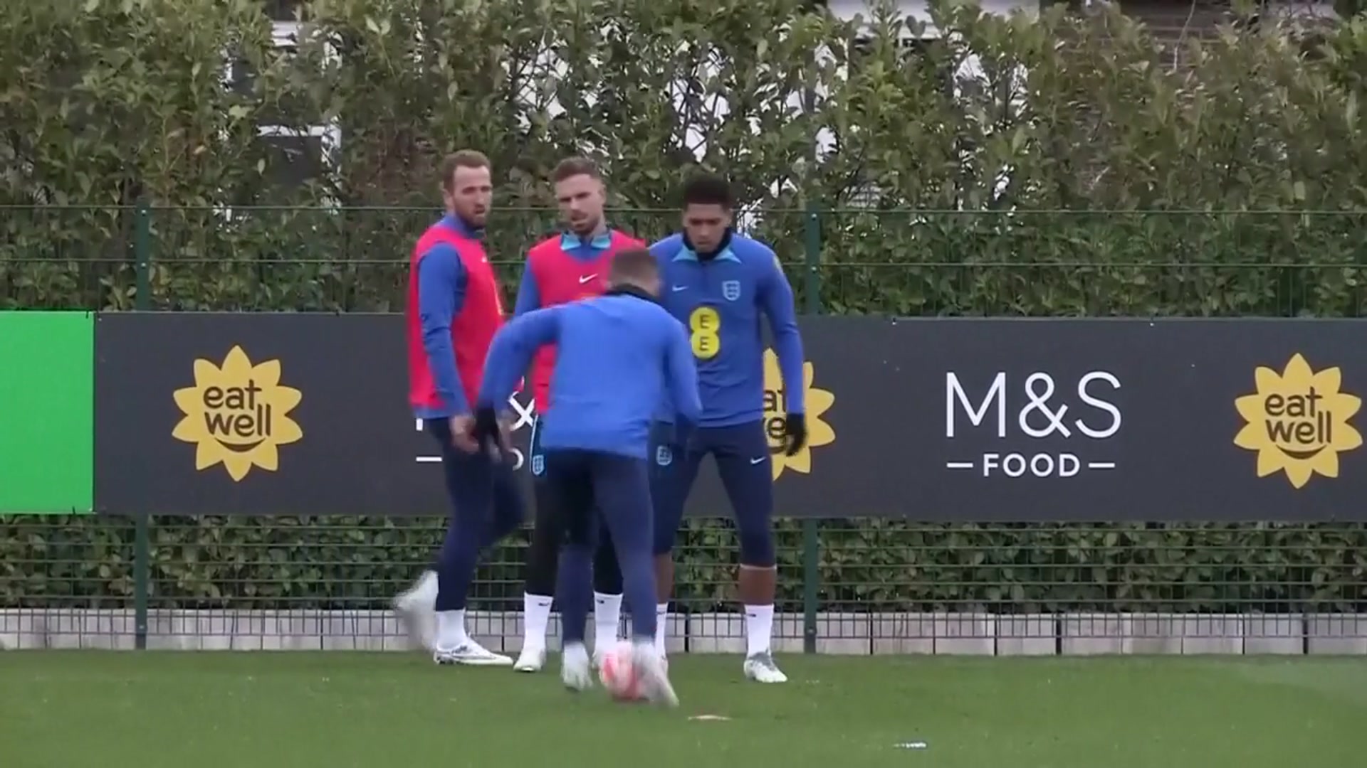 'Video thumbnail for FILE: ACL surgery to sideline Tottenham and England midfielder James Maddison'