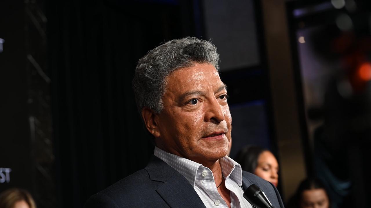 Video thumbnail for NY: PaleyFest NY - Marshals - Arrivals 8.