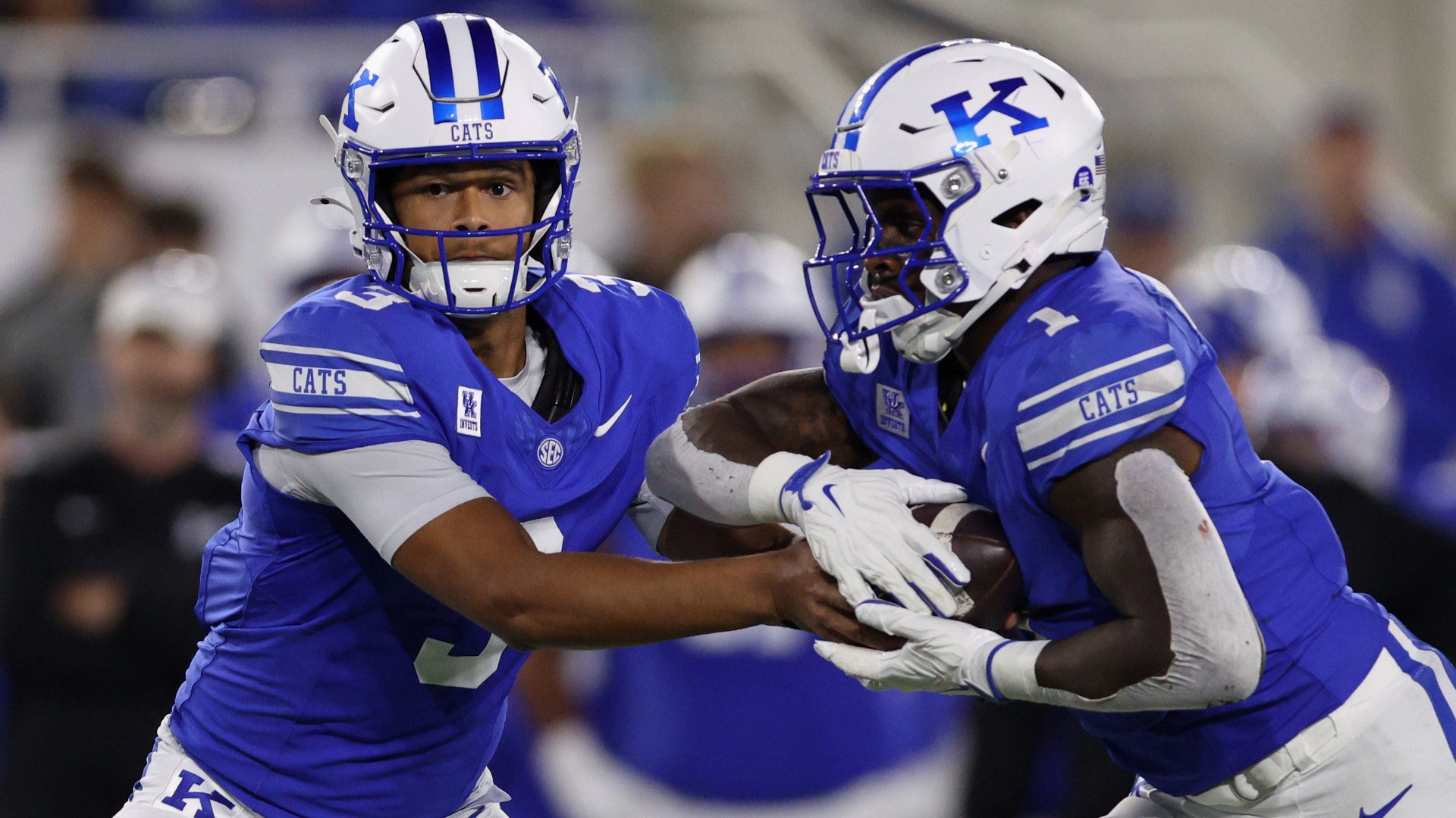 Video thumbnail for Oklahoma vs. Kentucky Betting Preview: Take the Points
