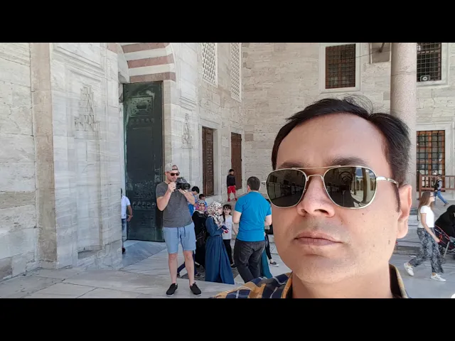 Video thumbnail for ISTANBUL TRAVEL VLOG | Courtyard of Blue Mosque (Sultan Ahmed Mosque) Istanbul, Turkey