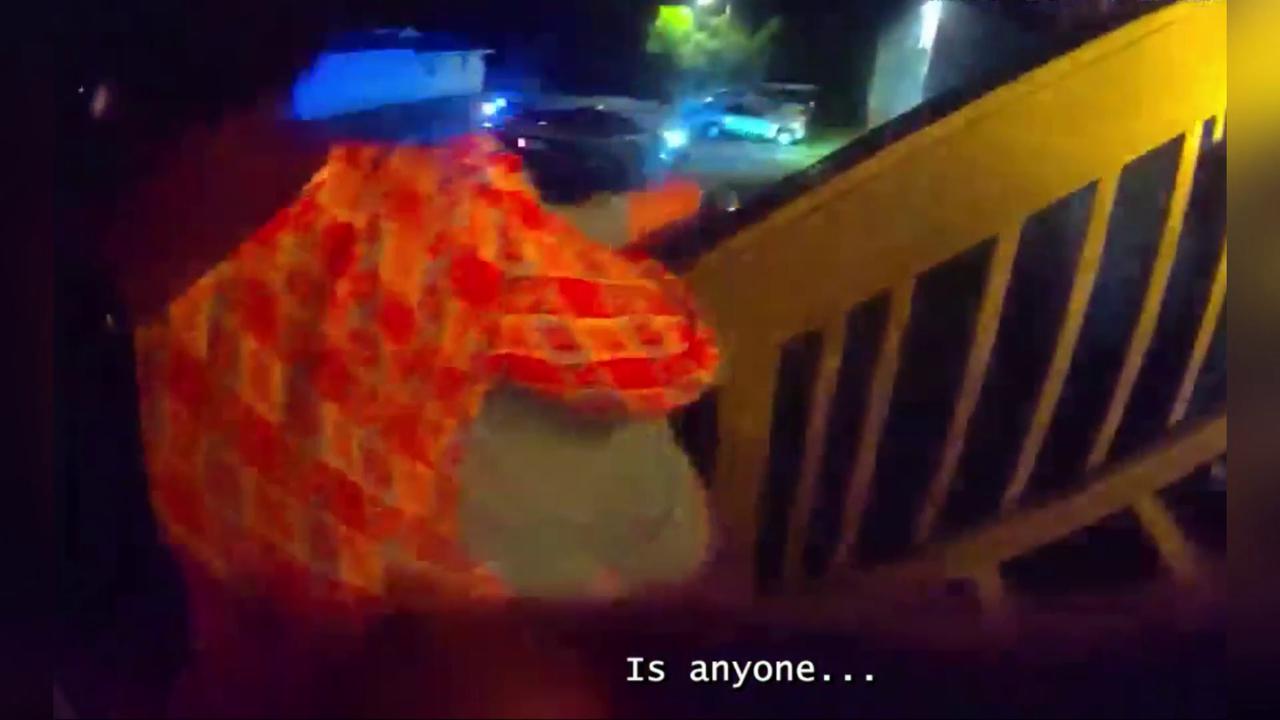 Video thumbnail for US: Police Officer Rescues Two Children And Mother From Burning Home In Chattanooga.