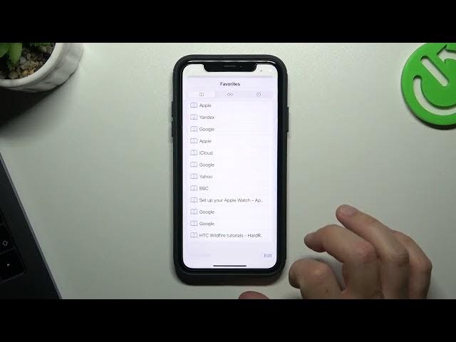 Video thumbnail for How to Edit Favorites on Safari Web Browser
