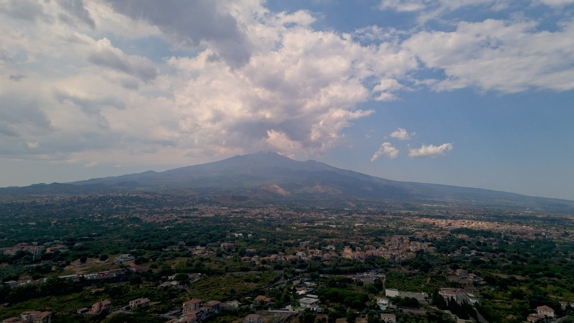 'Video thumbnail for DJI Mini 3 Pro: Waypoint Hyperlapse with three points'