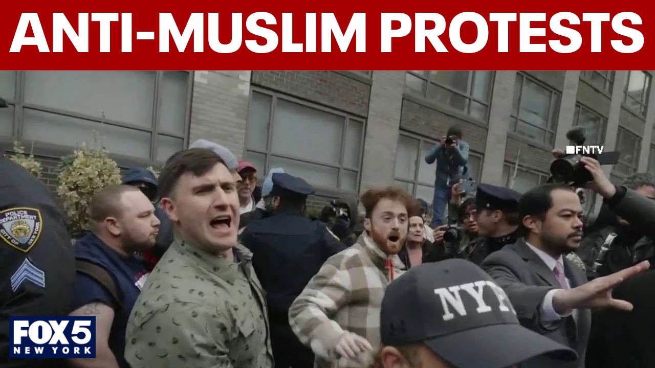 Video thumbnail for Latest on explosives thrown during anti-muslim protest Saturday