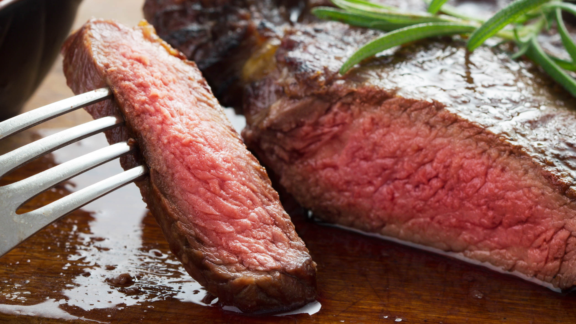 Video thumbnail for Foods You Should Never Order At A Fancy Restaurant