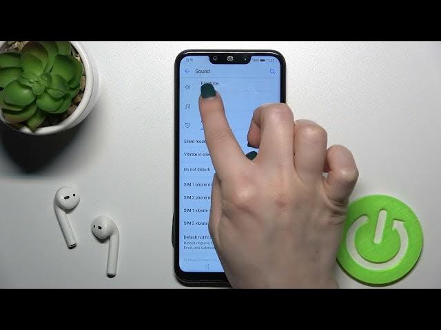 Video thumbnail for How to Adjust Ringtone Volume on Huawei Mate 20 Lite | Sound Settings on Huawei Mate 20 Lite
