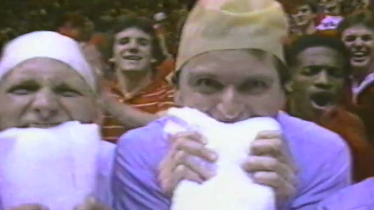 Video thumbnail for Bob Uecker & Christopher Johnston introduces mascots for Episode 1 of The Wacky World of Sports